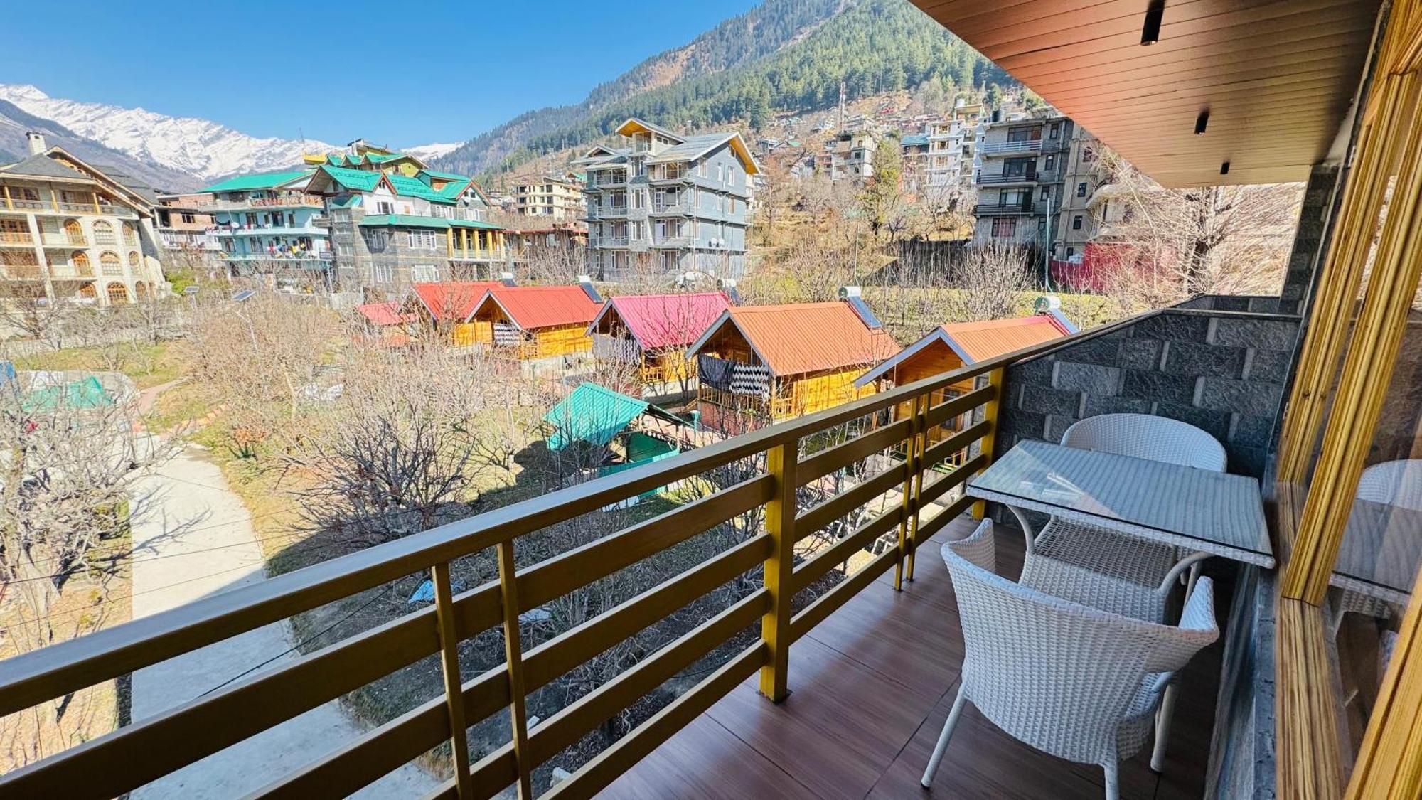 Отель The Midnight Garden Manali Экстерьер фото